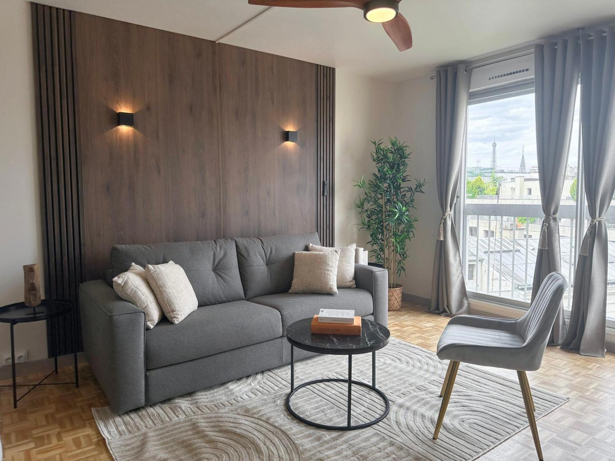 Brand-New Studio With Eiffel Tower View Paris Bagian luar foto